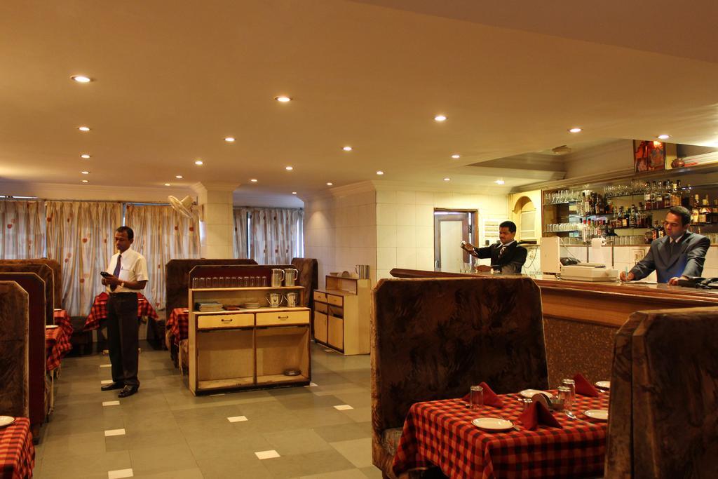 Hotel Kohinoor Plaza Aurangābād Extérieur photo
